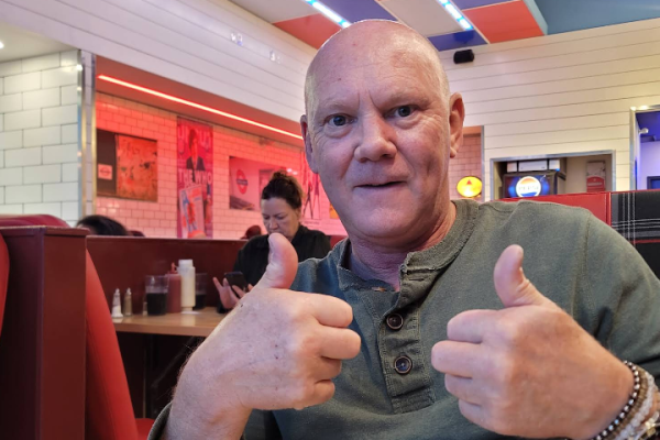 This great British chippy gets 2 thumbs up!